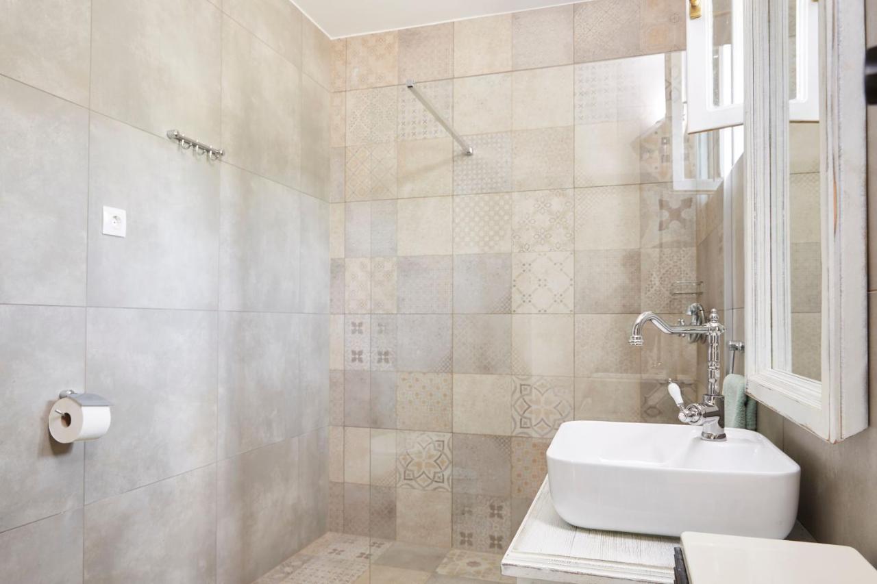 Szarka Vendeghaz Es Pince Apartment Mad Bagian luar foto